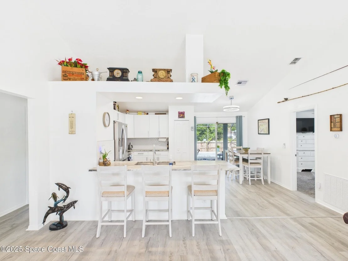 Photo of 7965 105th Avenue