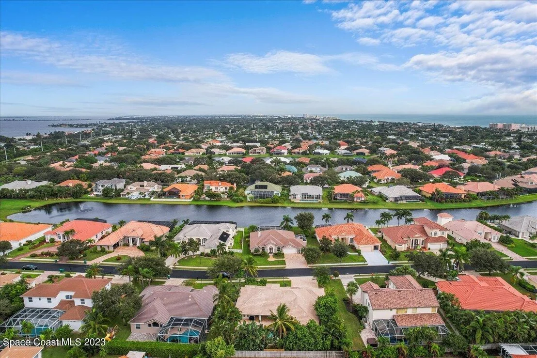 Photo of 373 Flanders Drive