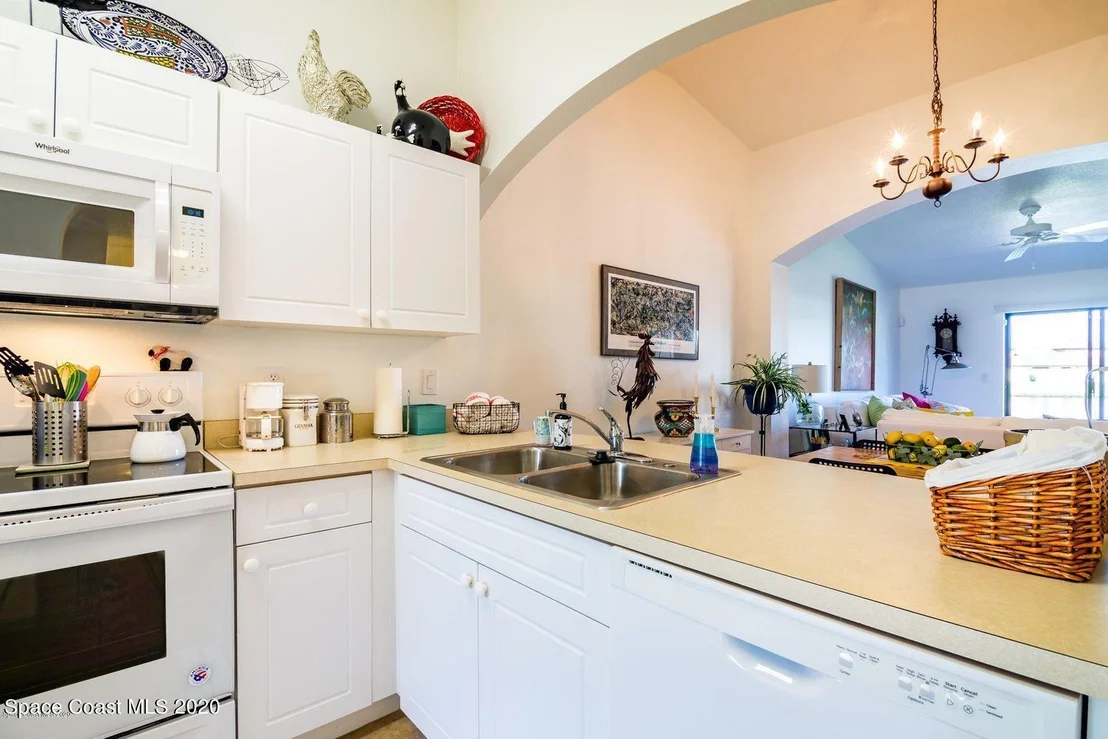 Photo of Unit 104 at 835 Luminary Circle