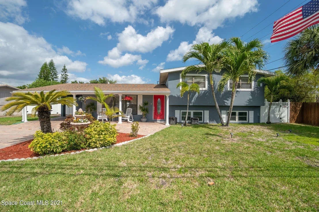 Photo of 1046 Pinetree Drive