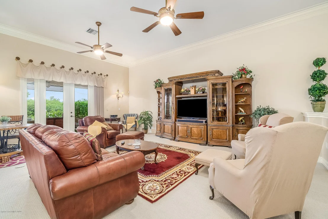 Photo of 4135 Hammock Road