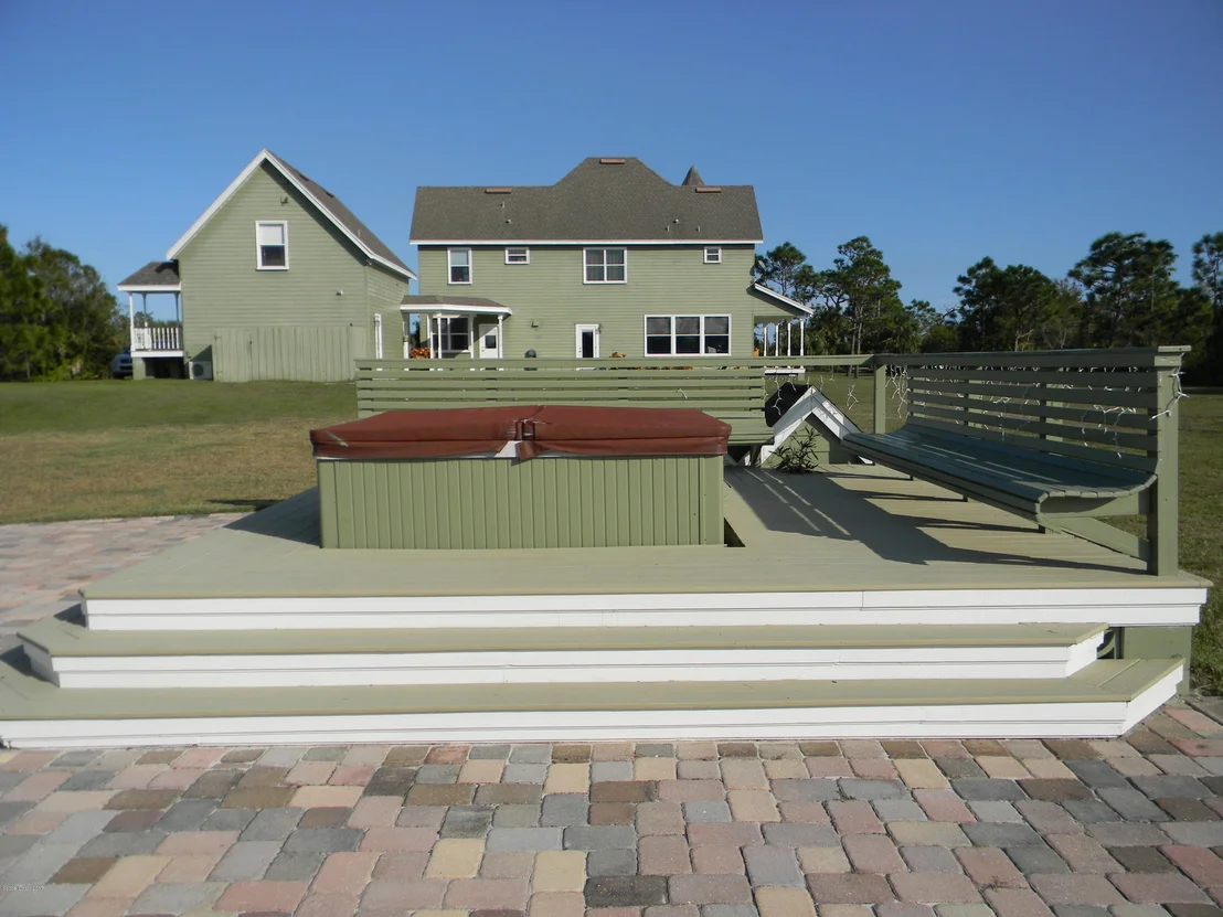 Photo of 3190 Leghorn Road