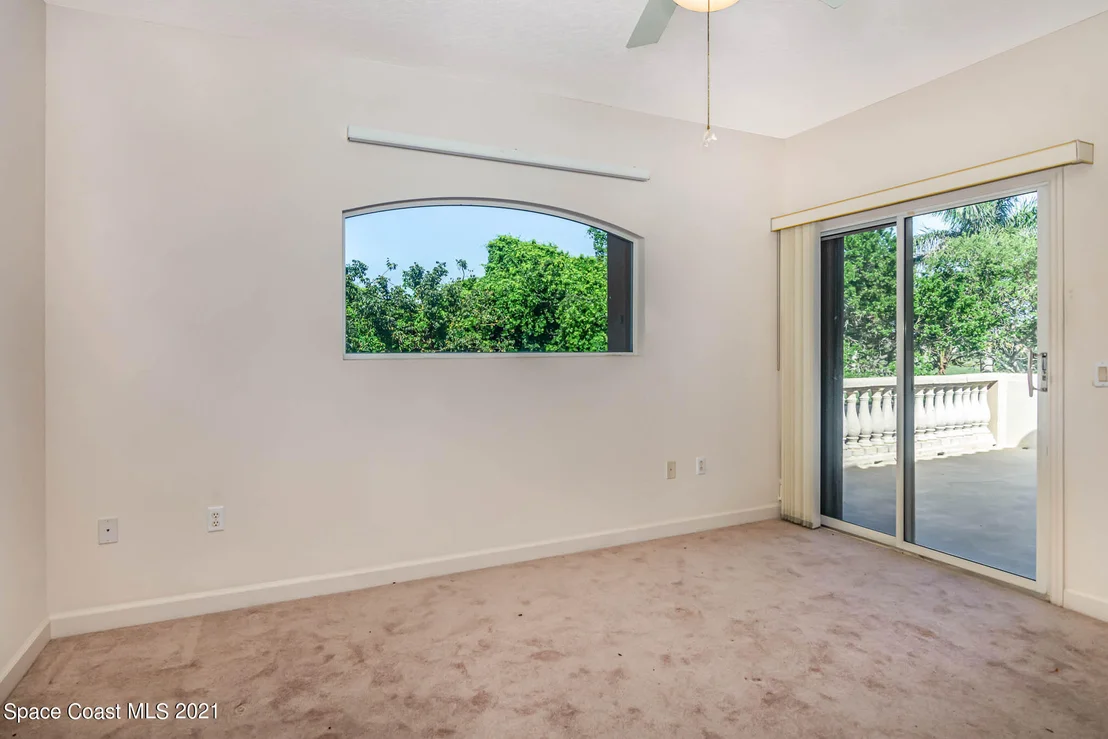 Photo of 385 Hammock Shore Drive