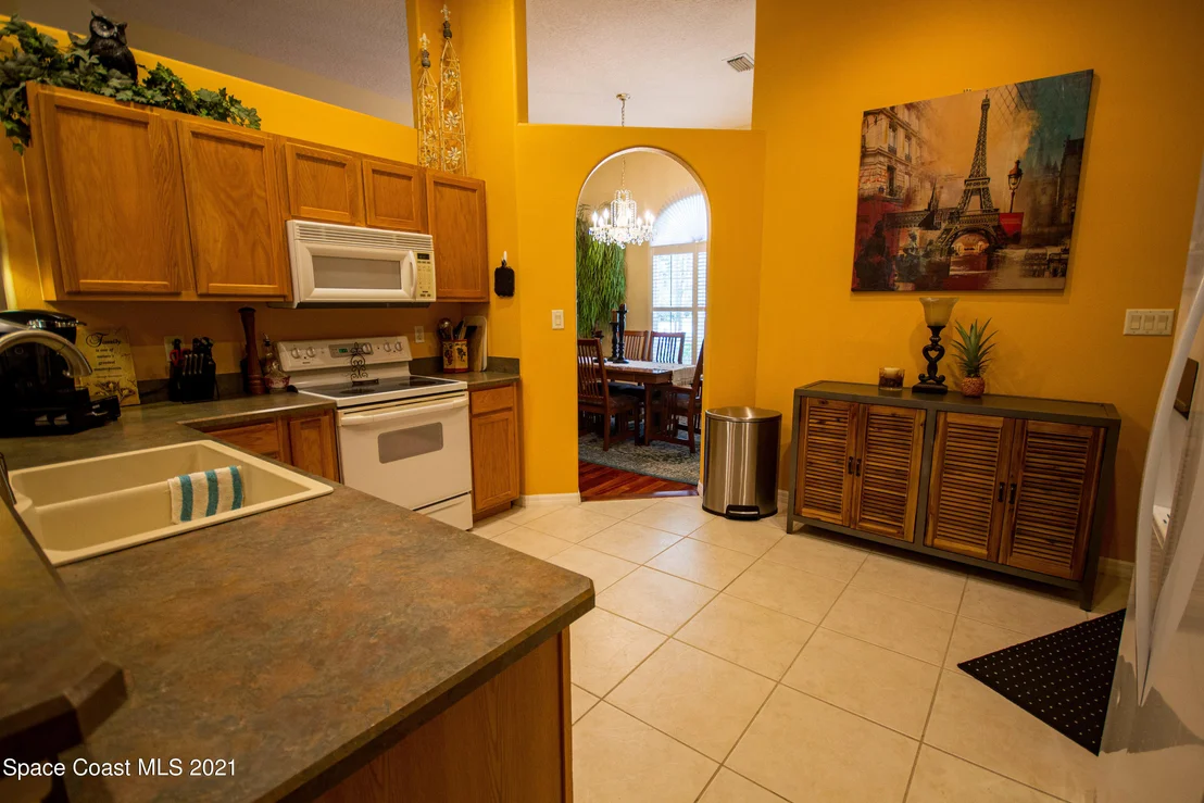 Photo of 4585 James Road