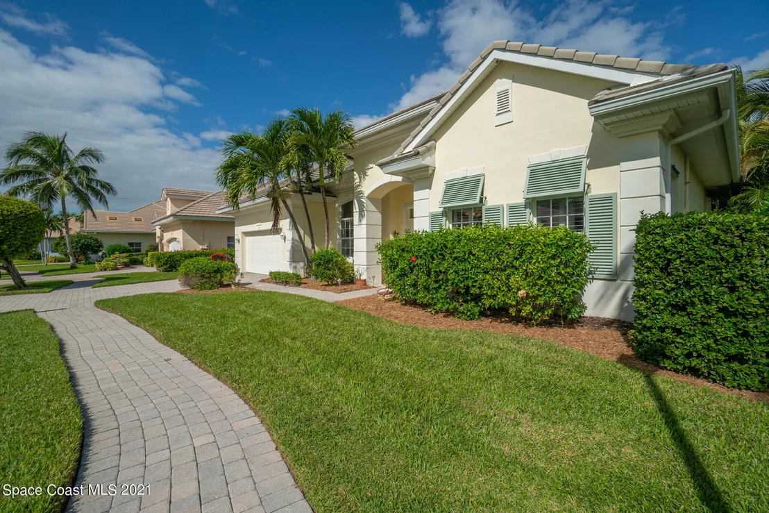 Photo of 5467 Solway Drive