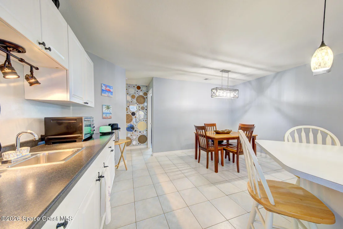 Photo of 6520 Adrian Street