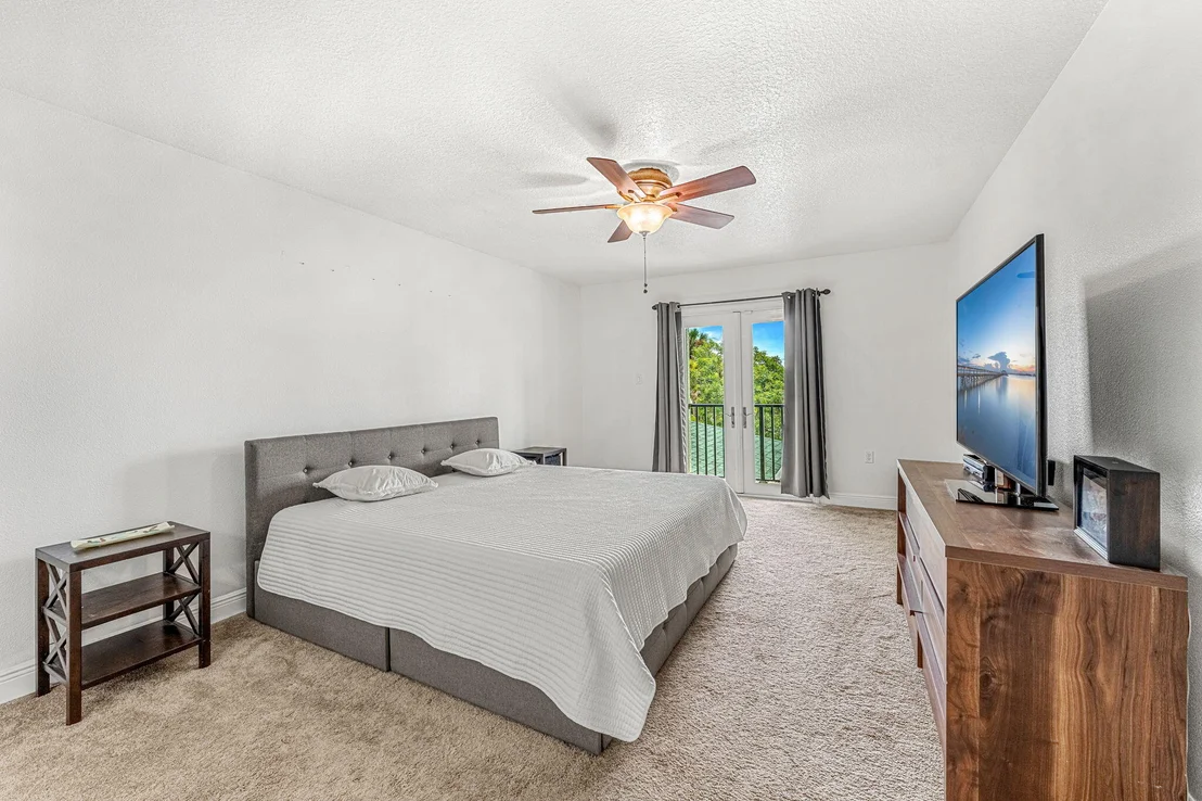 Photo of 3119 N Indian River Drive
