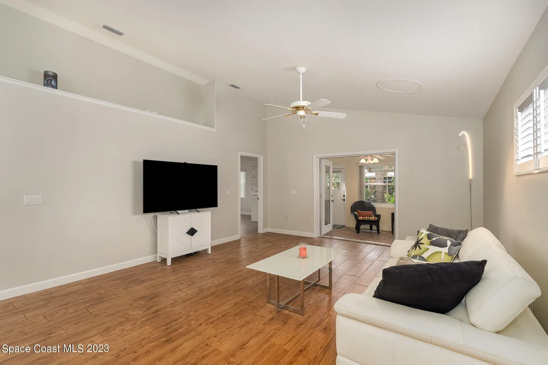 Photo of 1041 S Fork Circle