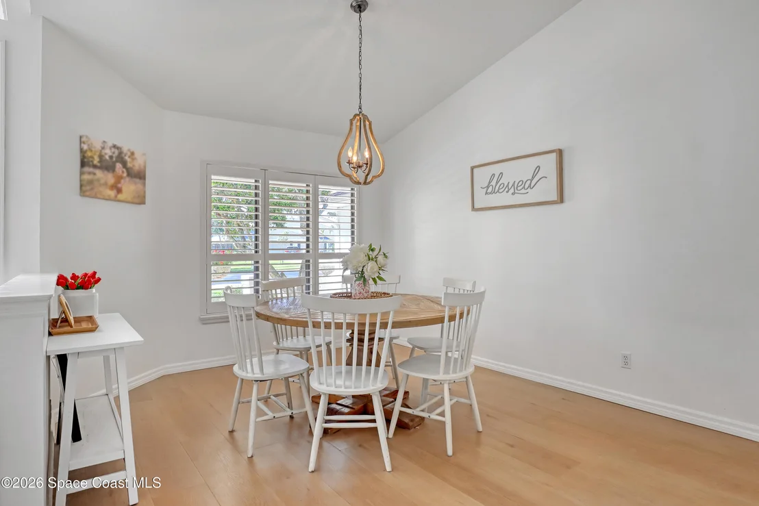 Photo of 402 Peregrine Drive