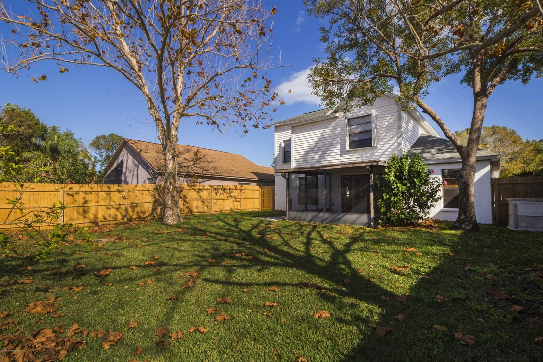 Photo of 1568 Clover Circle