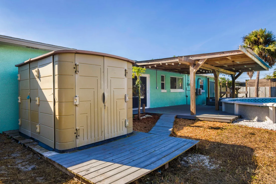 Photo of 141 SE 3rd Street