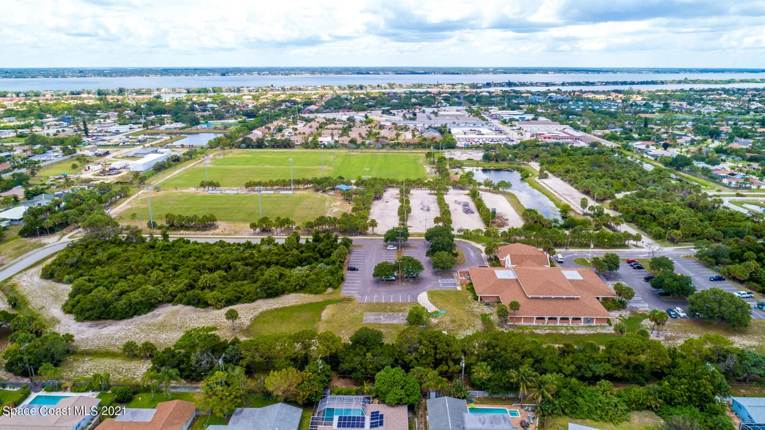Photo of 680 Poinsetta Drive