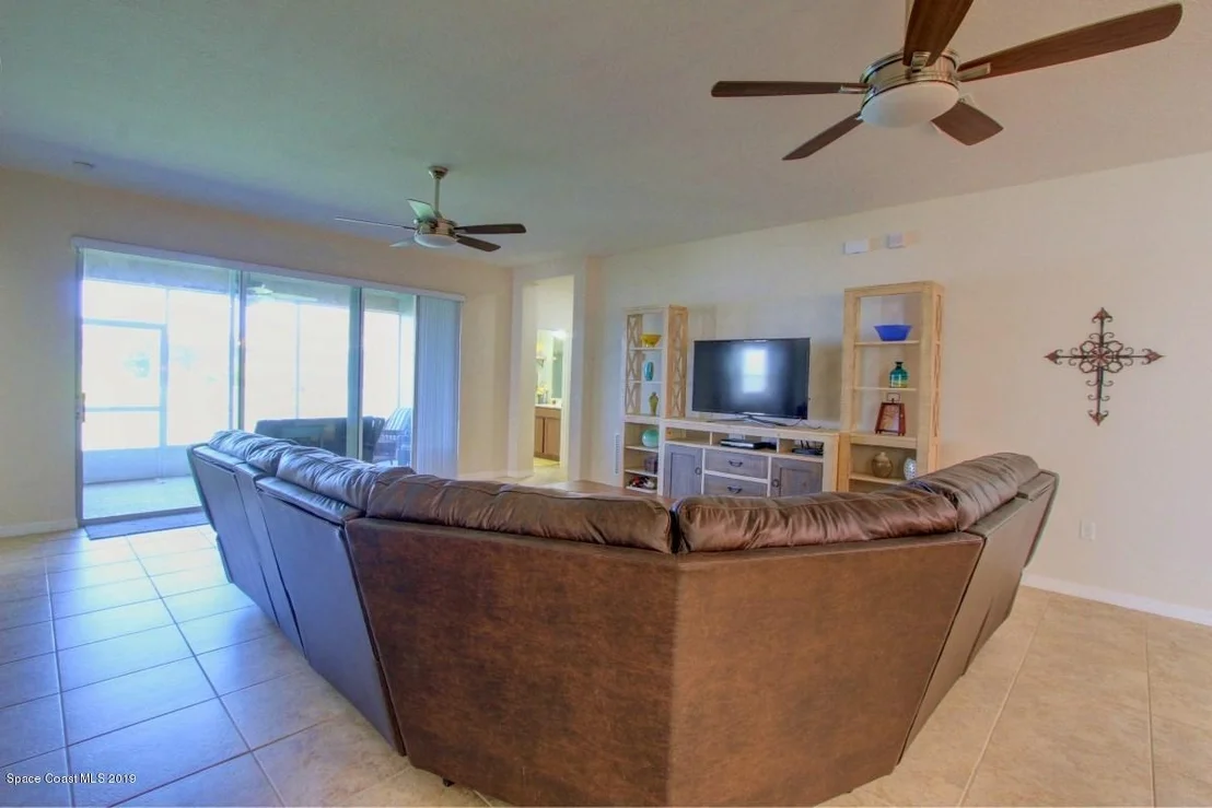 Photo of 1781 Bridgeport Circle