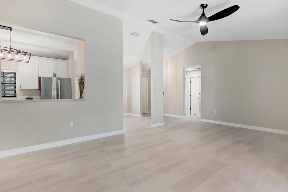 Photo of 6325 Hudson Road