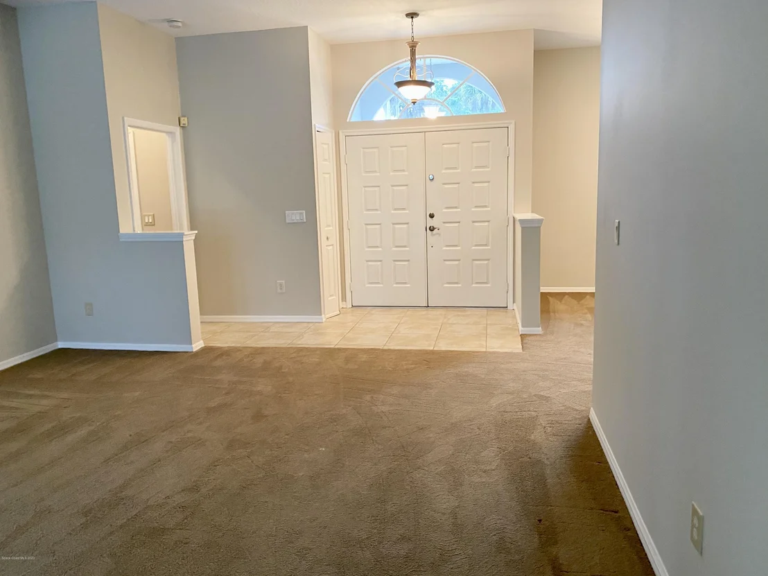 Photo of 1191 Meadowbrook Road NE