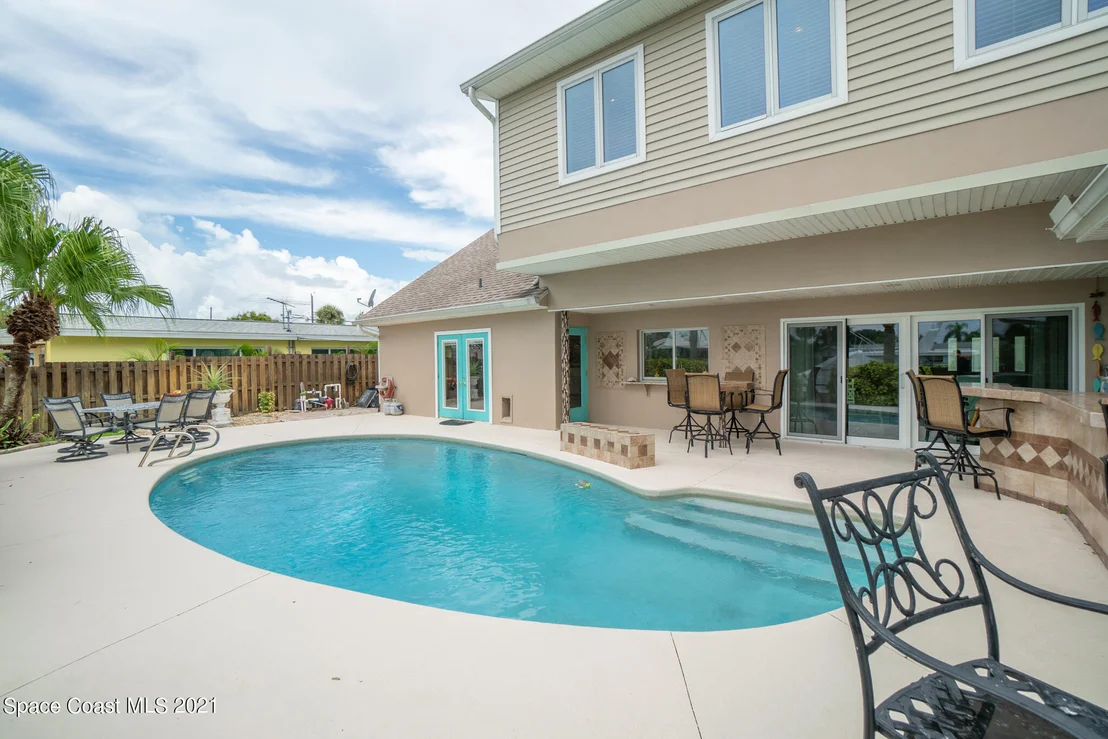 Photo of 432 Cardinal Drive