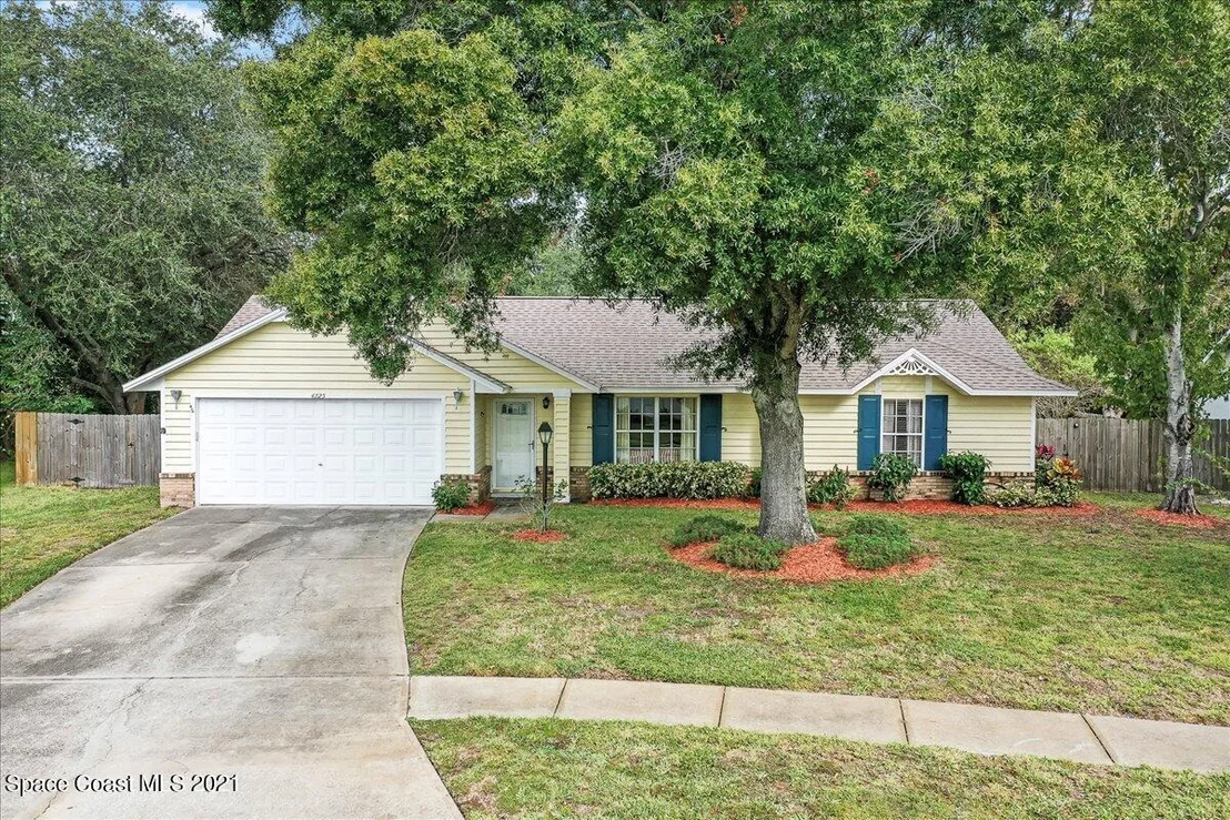 Photo of 4725 Willow Bend Drive