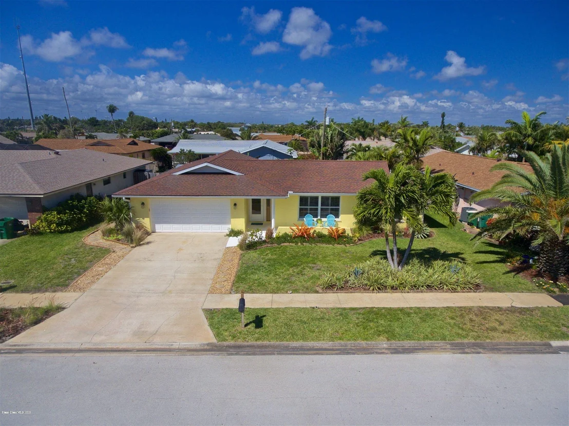 Photo of 770 Hibiscus Drive