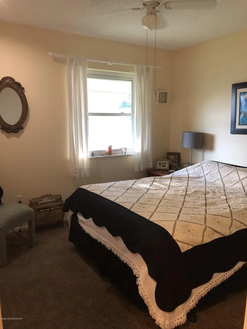 Photo of 816 Bianca Drive NE