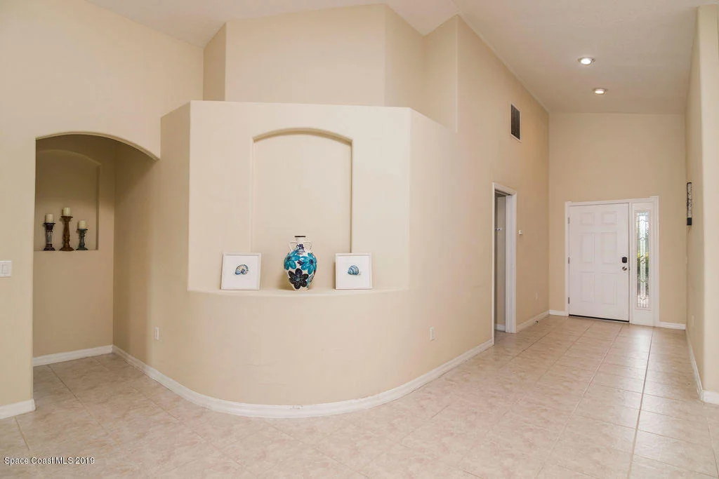 Photo of 7128 Broderick Drive