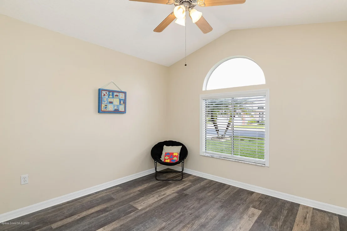 Photo of 1002 S Fork Circle