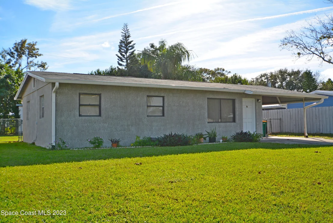 Photo of 2579 Coventry Road