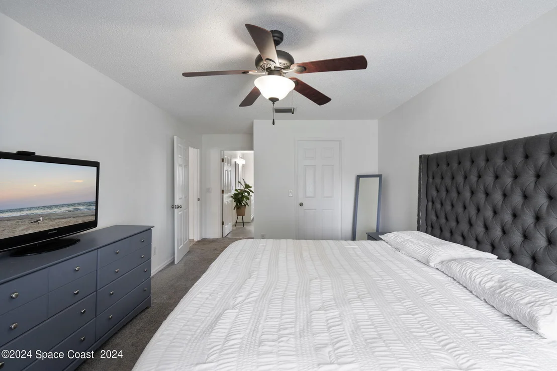 Photo of 1049 Jacaranda Circle
