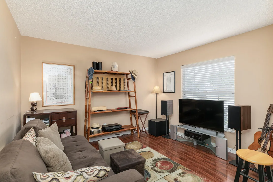 Photo of 8595 Eola Court