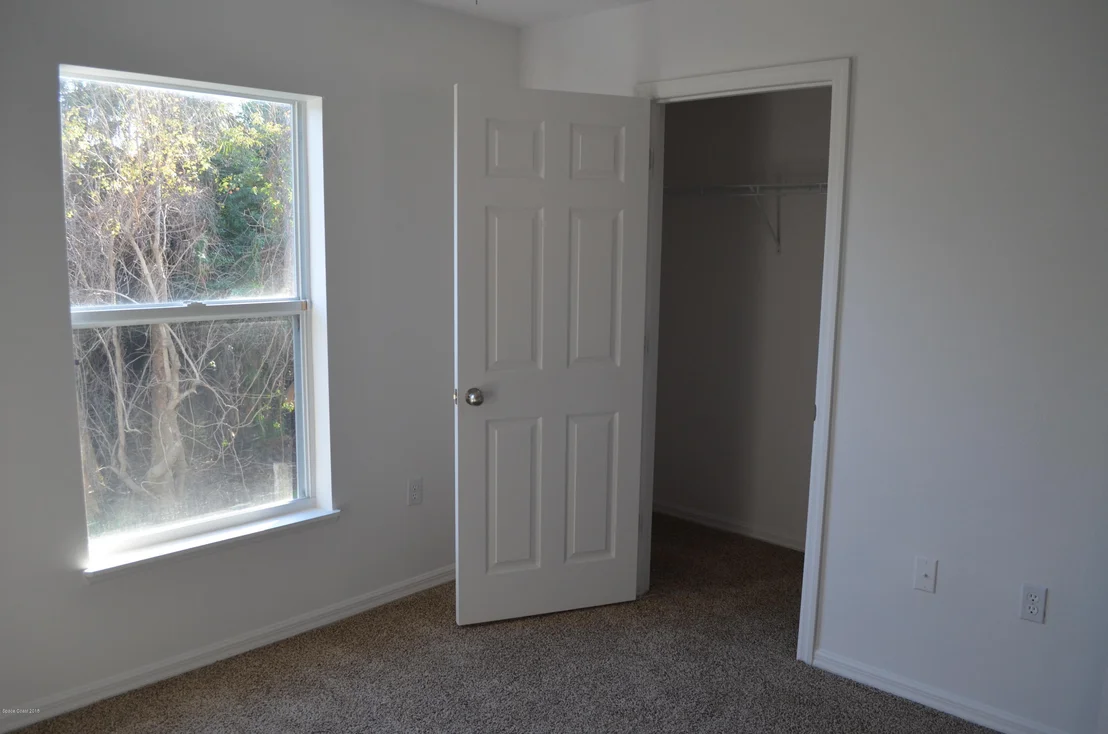 Photo of 689 Macon Drive