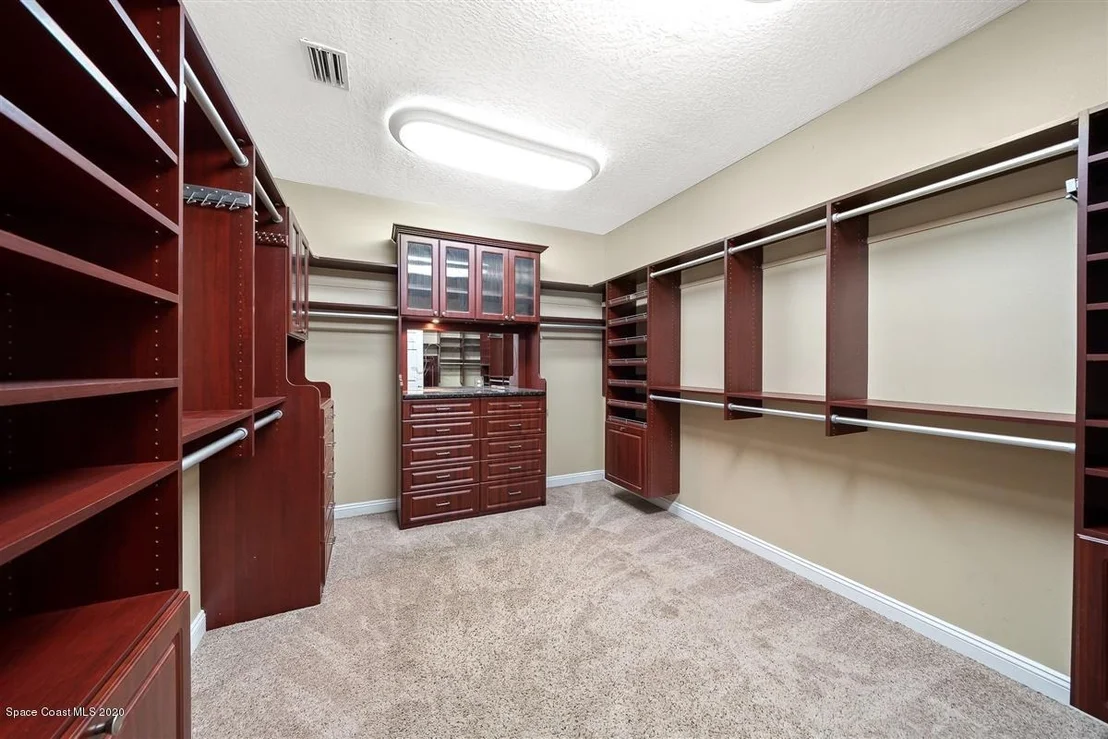 Photo of 1338 Silver Lake Drive