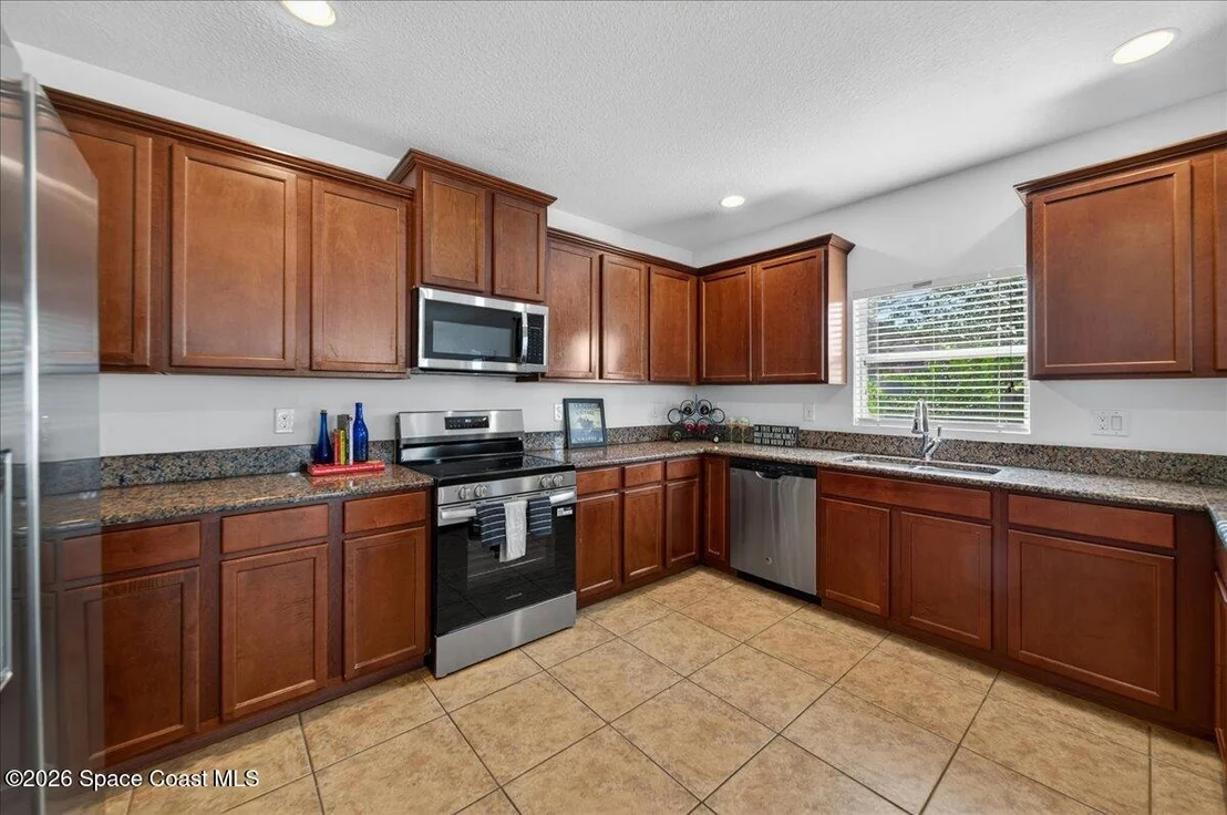 Photo of 1545 Litchfield Drive