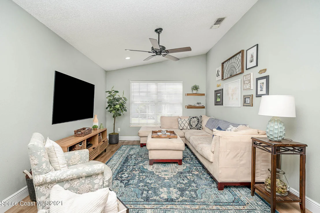 Photo of 815 Kara Circle