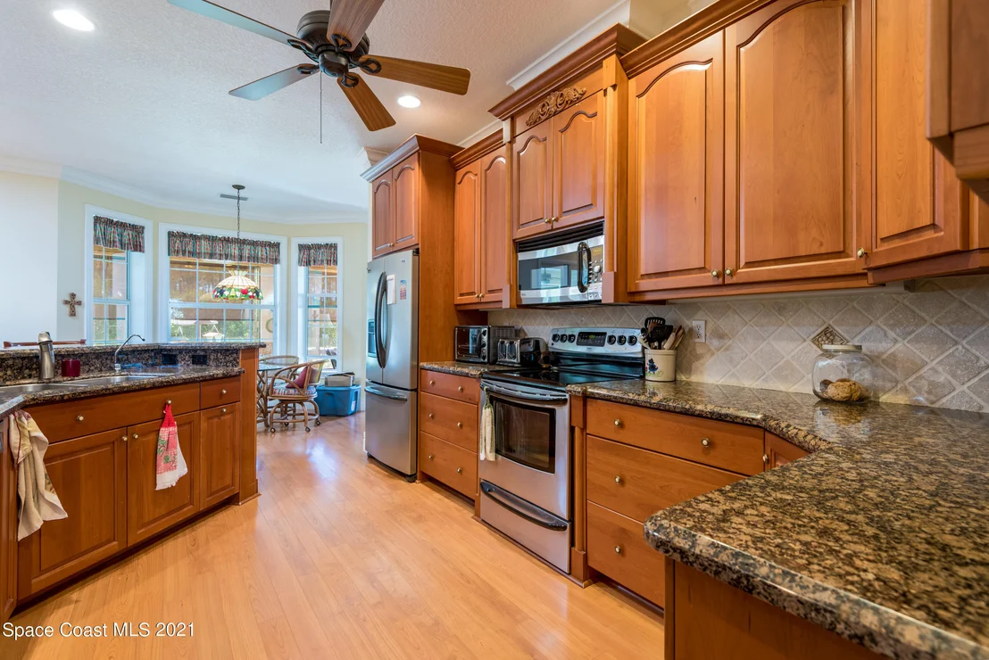 Photo of 4750 Log Cabin Lane