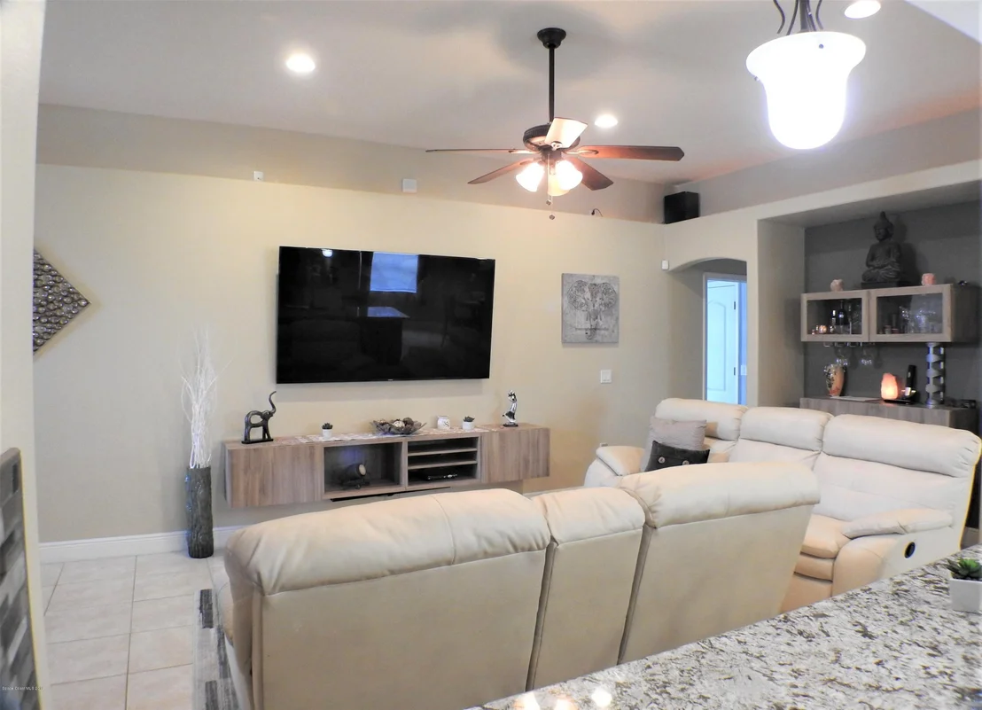 Photo of 3979 Rolling Hill Drive