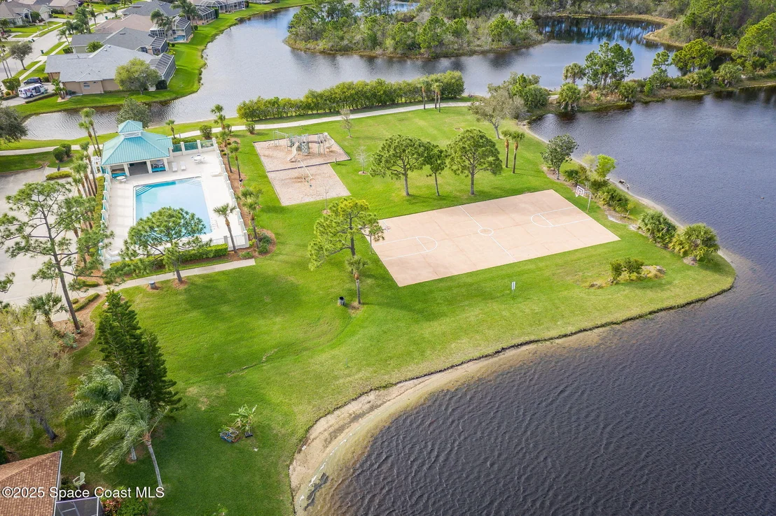 Photo of 5731 Herons Landing Drive