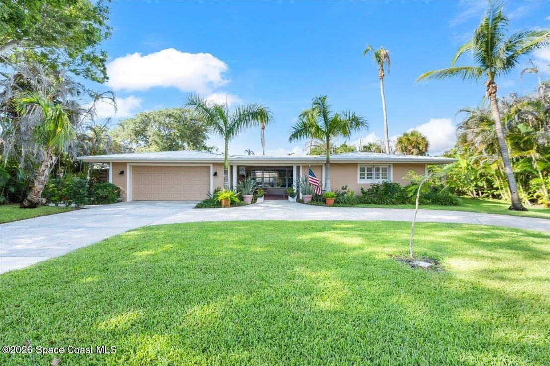 Photo of 333 Cocoa Avenue