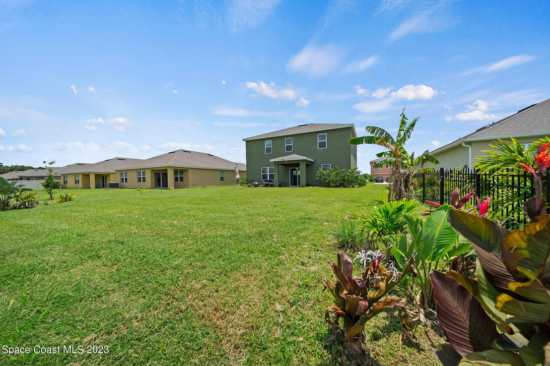 Photo of 215 Sorrento Drive