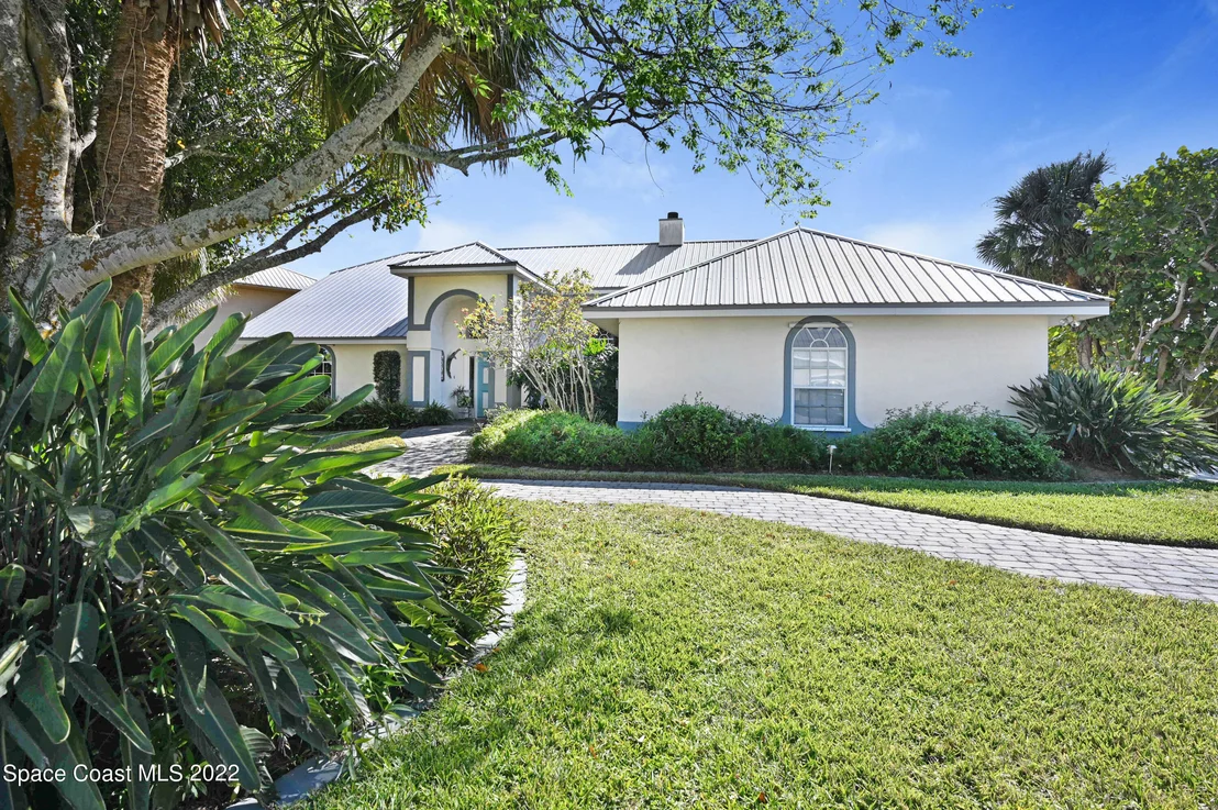 Photo of 115 River Road Circle