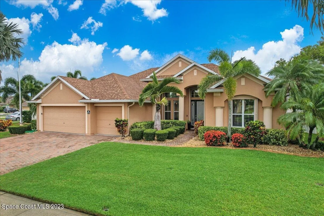 Photo of 3841 Chardonnay Drive