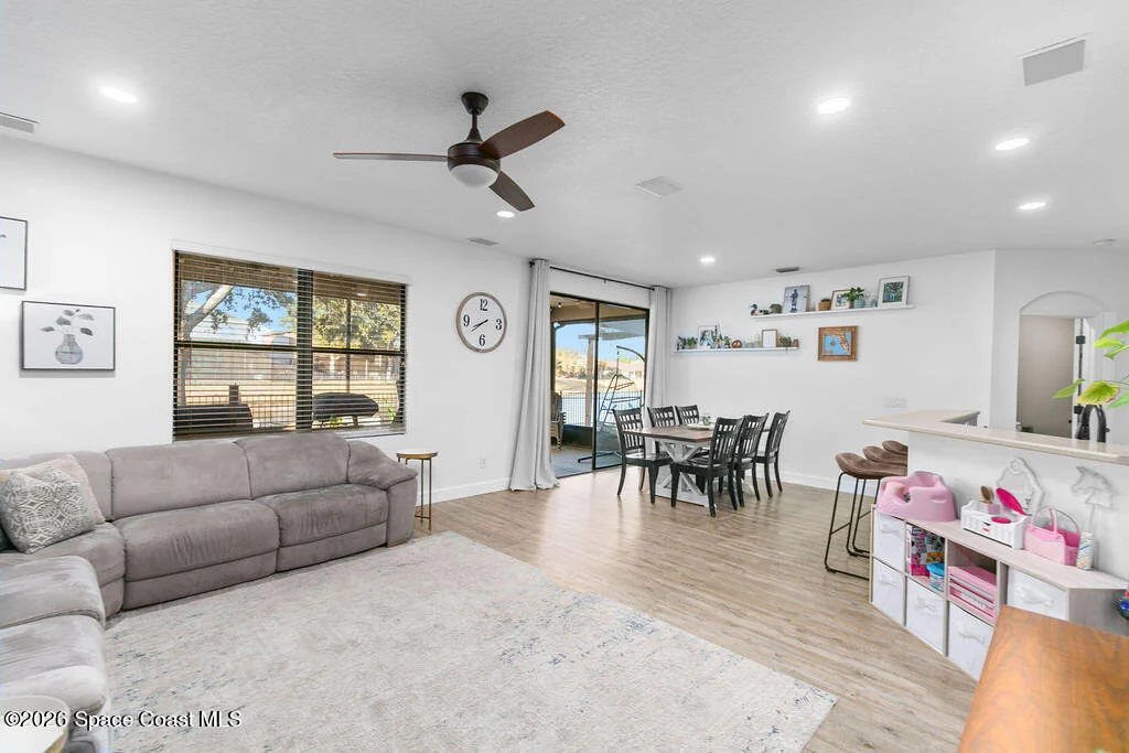 Photo of 1209 Bolle Circle