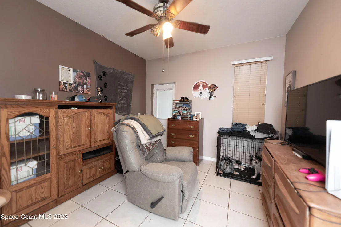 Photo of 2275 N Singleton Avenue