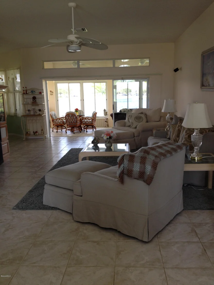 Photo of 2374 Golf Vista Boulevard