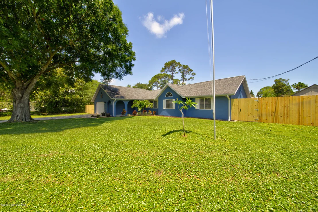 Photo of 6421 Hunt Road