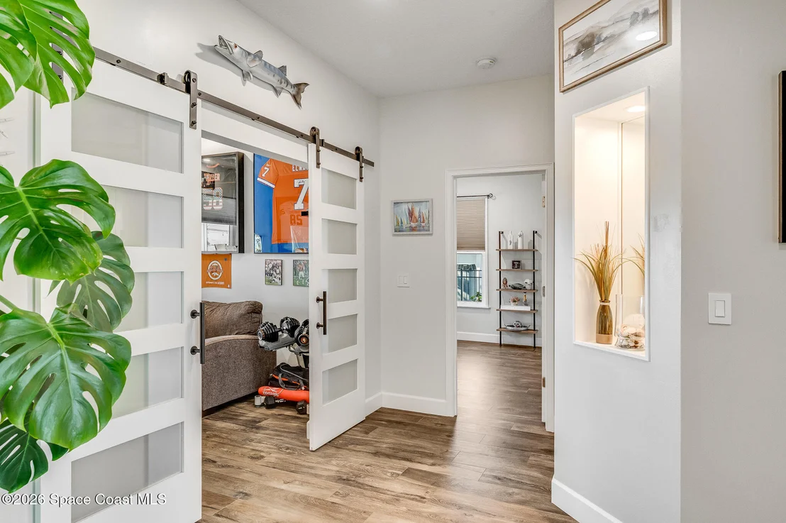 Photo of 447 Sandy Key