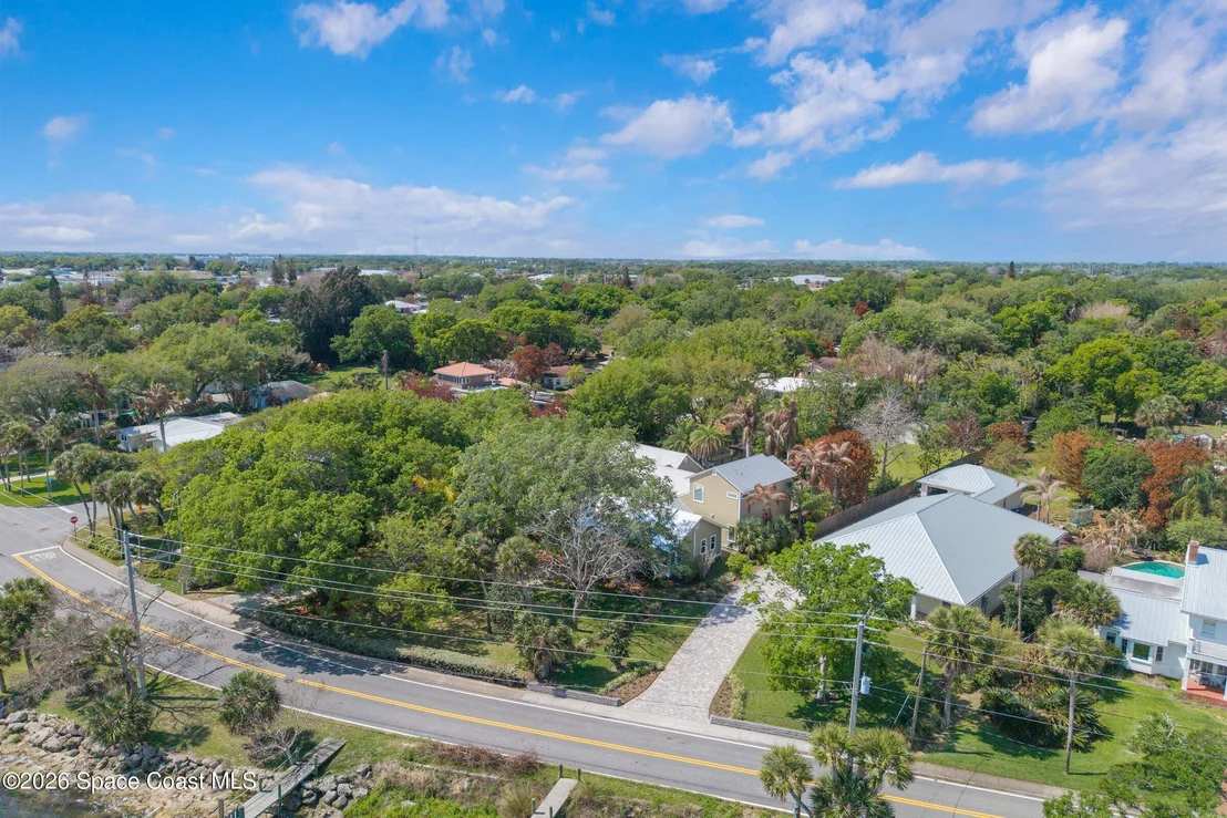 Photo of 409 Rockledge Drive