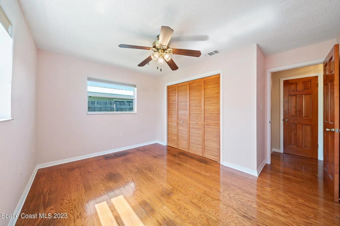Photo of 715 Hibiscus Drive