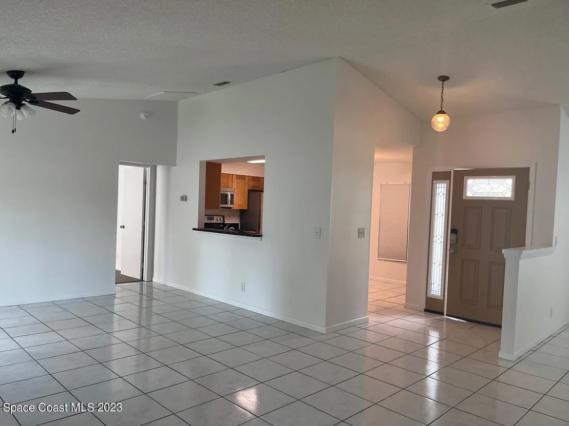 Photo of 796 Gardener Road