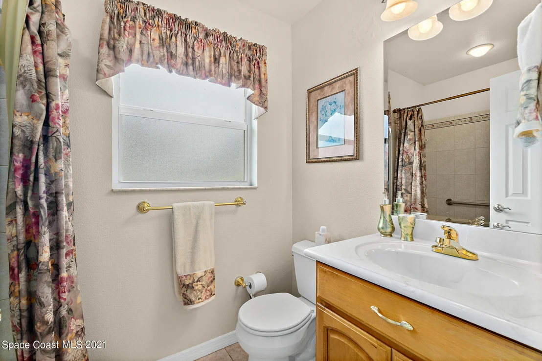 Photo of 1061 Alpine Drive
