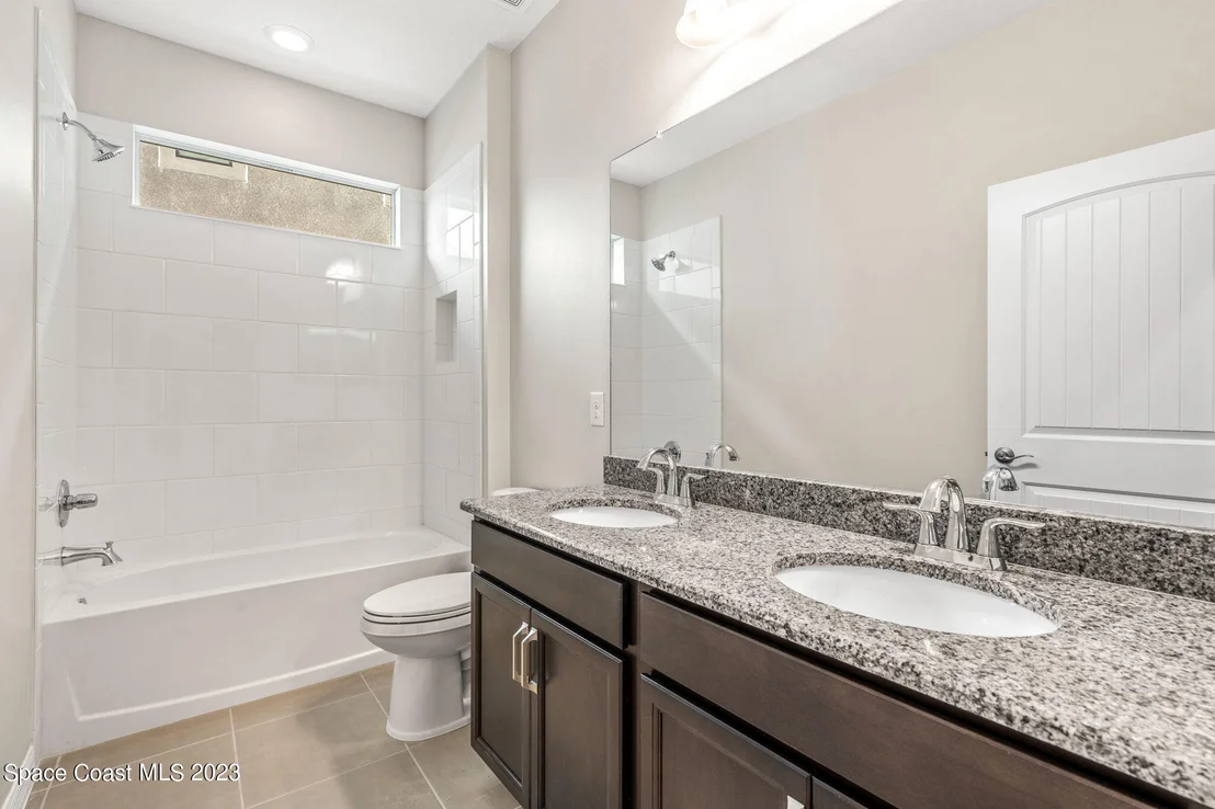 Photo of 8100 Lucent Court