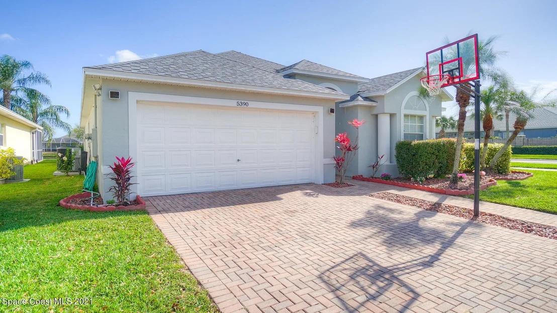 Photo of 5390 Somerville Drive